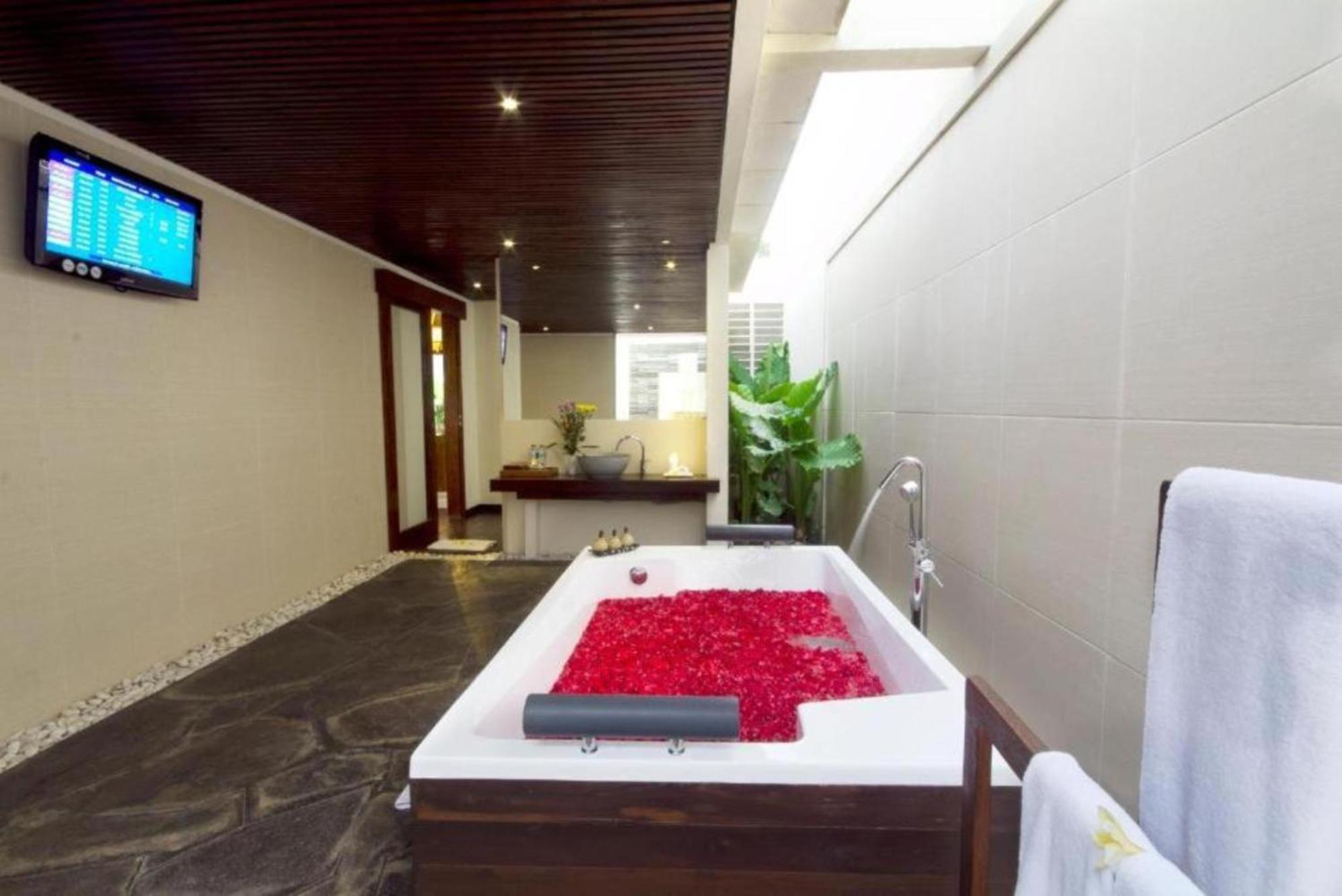 Avery Le Nixsun Villas Uluwatu By Waringin Hospitality Free Gym Access מראה חיצוני תמונה